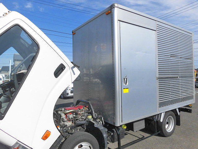 トヨタダイナアルミバン小型（2t・3t）[写真08]