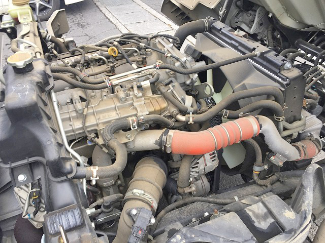 三菱ふそうキャンターアルミバン小型（2t・3t）[写真14]