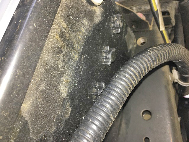 マツダボンゴ平ボディ小型（2t・3t）[写真14]