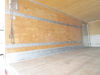 三菱ふそうファイターアルミバン中型（4t）[写真12]