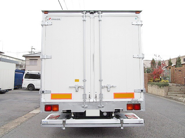 三菱ふそうファイターアルミバン中型（4t）[写真08]