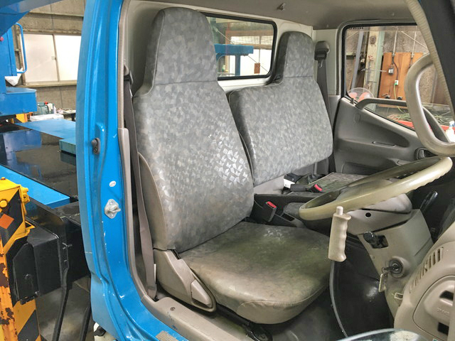 日野デュトロ高所作業車小型（2t・3t）[写真31]