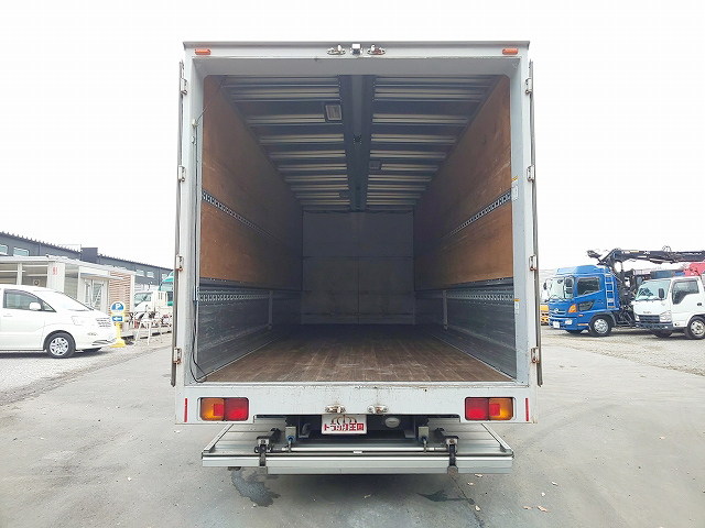 日野レンジャーアルミウイング中型（4t）[写真12]