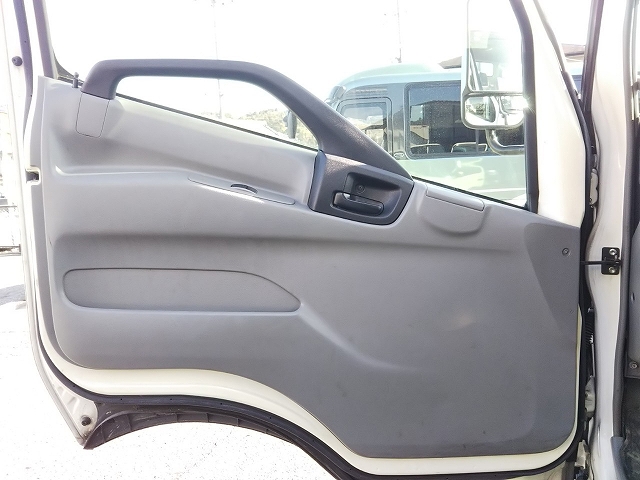 日野デュトロアルミウイング小型（2t・3t）[写真27]