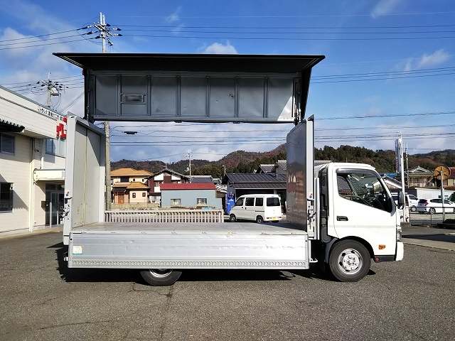 日野デュトロアルミウイング小型（2t・3t）[写真08]