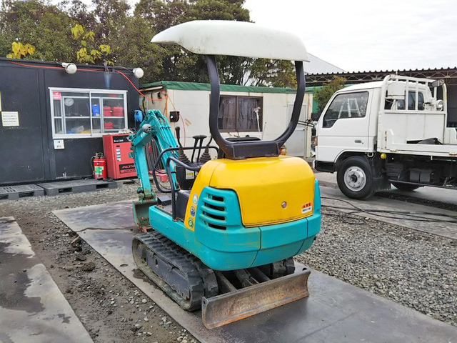 クボタミニユンボ（ミニバックホー）[写真05]
