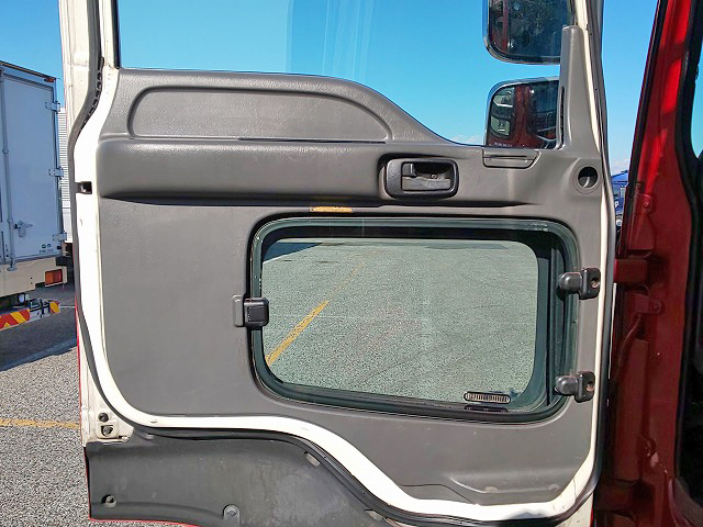 いすゞギガアルミブロック大型（10t）[写真27]