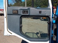 UDトラックスコンドル回送車中型（4t）[写真29]