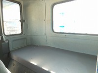 UDトラックスコンドル回送車中型（4t）[写真35]