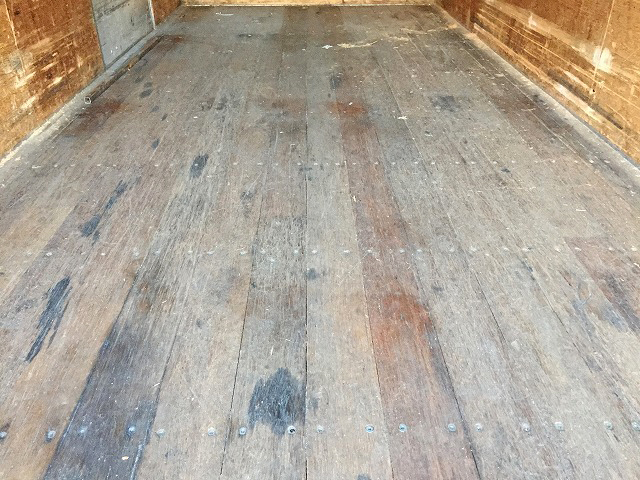 トヨタダイナアルミバン小型（2t・3t）[写真08]