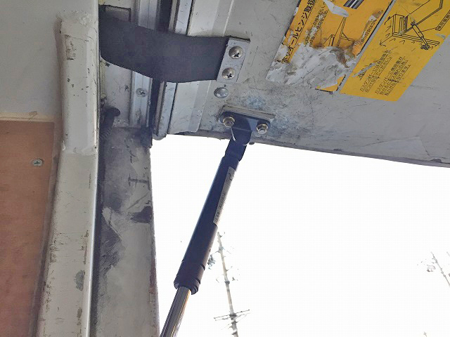 トヨタダイナアルミバン小型（2t・3t）[写真10]