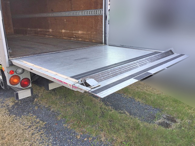 トヨタダイナアルミバン小型（2t・3t）[写真13]