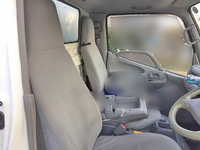 トヨタダイナアルミバン小型（2t・3t）[写真28]