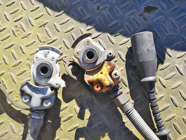 日野プロフィアトレーラーヘッド（トラクターヘッド）大型（10t）[写真13]