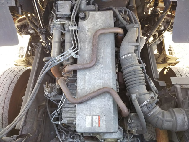 日野プロフィアトレーラーヘッド（トラクターヘッド）大型（10t）[写真22]