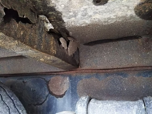 日産コンドルセルフローダー増トン（6t・8t）[写真13]