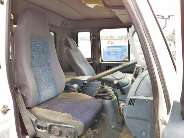 日産コンドルセルフローダー増トン（6t・8t）[写真26]