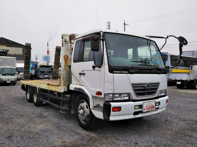 日産コンドルセルフローダー増トン（6t・8t）[写真03]