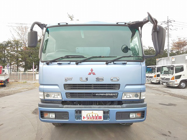 三菱ふそうスーパーグレート深ダンプ（土砂禁ダンプ）大型（10t）[写真10]
