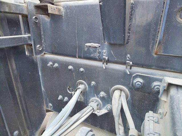 三菱ふそうスーパーグレート深ダンプ（土砂禁ダンプ）大型（10t）[写真23]