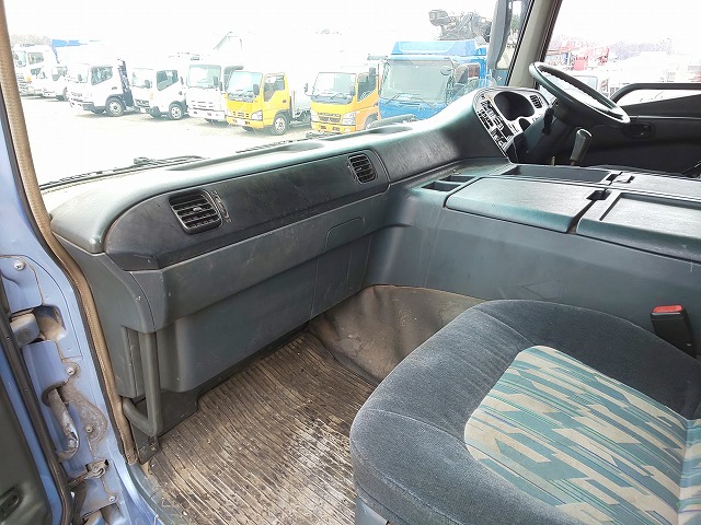 三菱ふそうスーパーグレート深ダンプ（土砂禁ダンプ）大型（10t）[写真31]