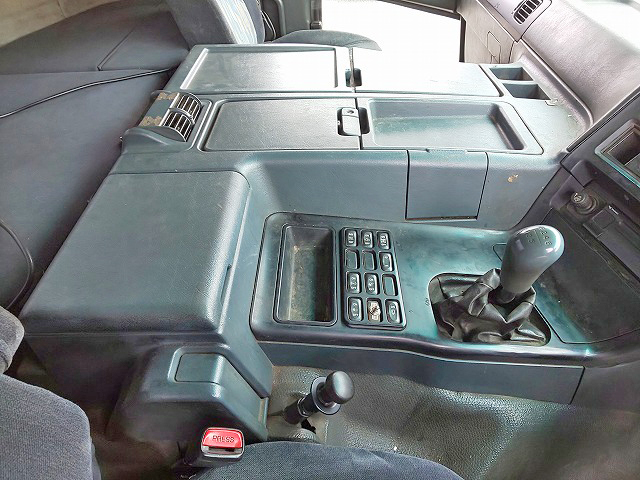 三菱ふそうスーパーグレート深ダンプ（土砂禁ダンプ）大型（10t）[写真36]