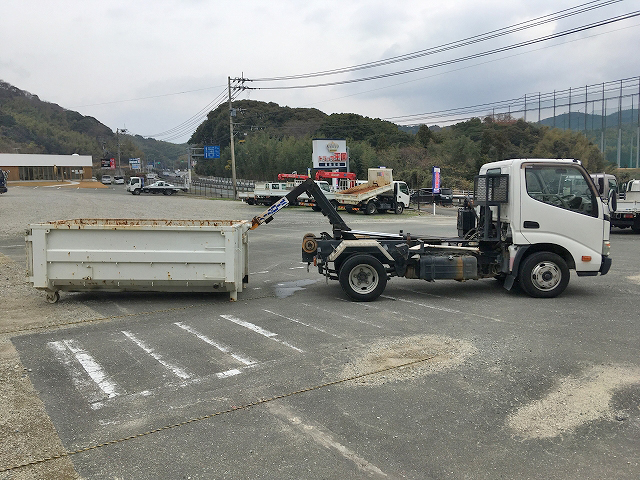 日野デュトロアームロール小型（2t・3t）[写真10]