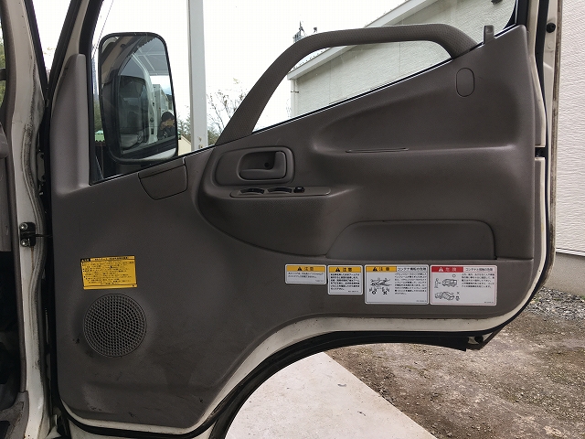 日野デュトロアームロール小型（2t・3t）[写真29]