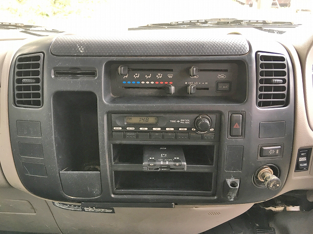 日野デュトロアームロール小型（2t・3t）[写真35]