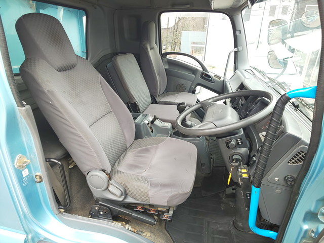 いすゞフォワードダンプ増トン（6t・8t）[写真28]