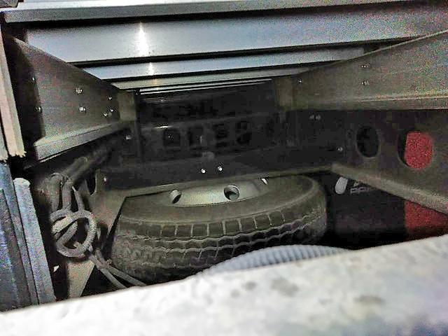 三菱ふそうファイターアルミバン中型（4t）[写真24]