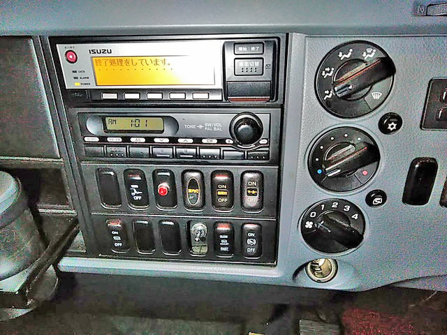 三菱ふそうファイターアルミバン中型（4t）[写真35]