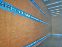 三菱ふそうファイターアルミバン中型（4t）[写真09]