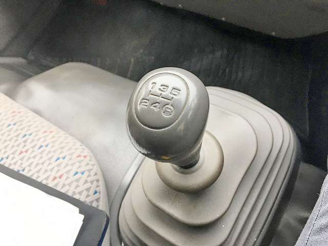 トヨタトヨエースダブルキャブ（Wキャブ）小型（2t・3t）[写真18]