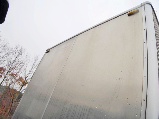 トヨタダイナアルミバン小型（2t・3t）[写真11]