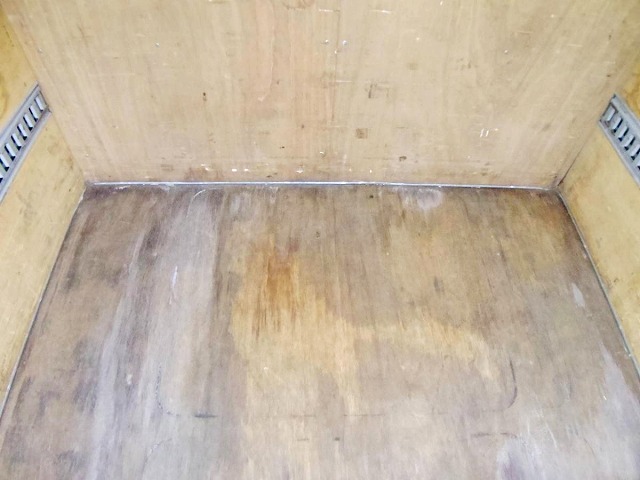 トヨタダイナアルミバン小型（2t・3t）[写真16]