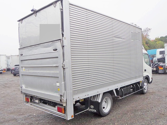 トヨタダイナアルミバン小型（2t・3t）[写真02]