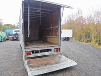 トヨタダイナアルミバン小型（2t・3t）[写真22]