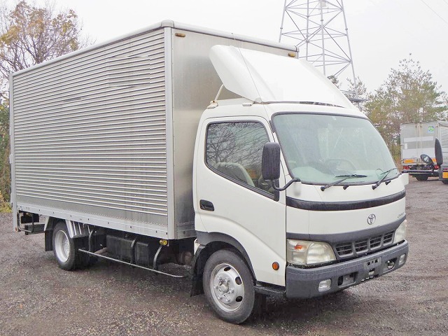 トヨタダイナアルミバン小型（2t・3t）[写真03]