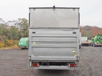 トヨタダイナアルミバン小型（2t・3t）[写真08]