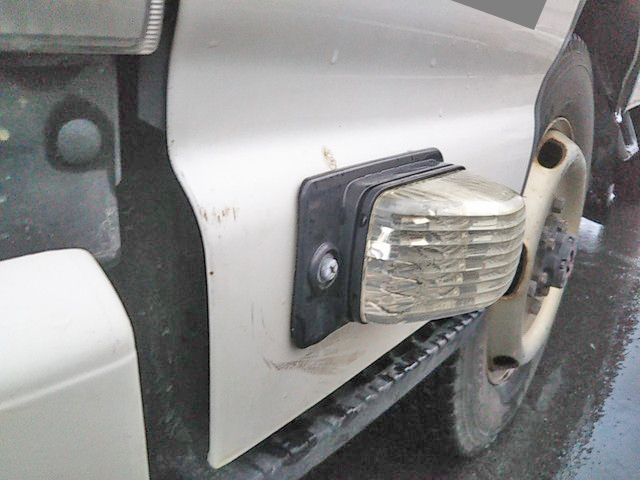 いすゞエルフダブルキャブ（Wキャブ）小型（2t・3t）[写真10]