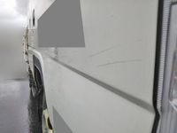 いすゞエルフダブルキャブ（Wキャブ）小型（2t・3t）[写真06]