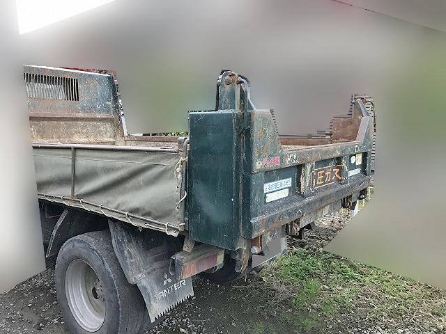 三菱ふそうキャンターダンプ小型（2t・3t）[写真04]