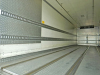 三菱ふそうスーパーグレート冷凍車（冷蔵車）大型（10t）[写真10]