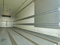 三菱ふそうスーパーグレート冷凍車（冷蔵車）大型（10t）[写真11]