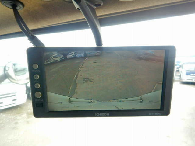 三菱ふそうスーパーグレート冷凍車（冷蔵車）大型（10t）[写真23]