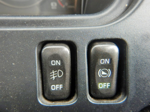 三菱ふそうスーパーグレート冷凍車（冷蔵車）大型（10t）[写真28]