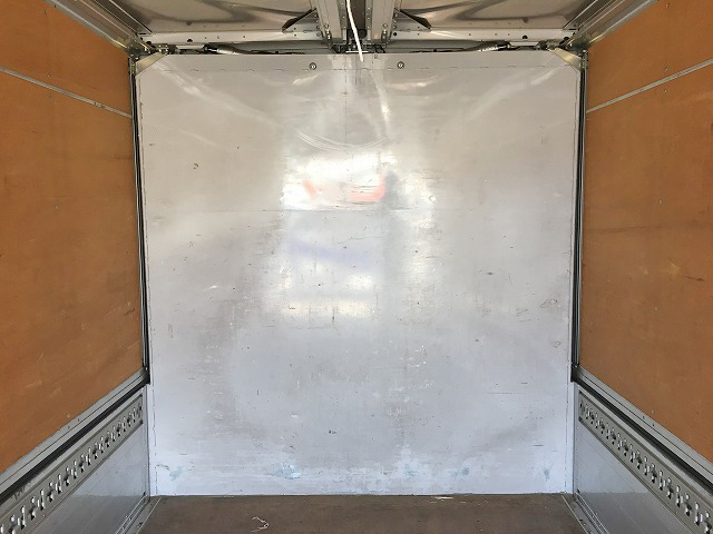 いすゞエルフアルミウイング小型（2t・3t）[写真17]