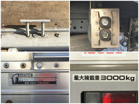 いすゞエルフアルミウイング小型（2t・3t）[写真19]