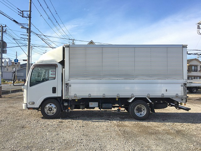 いすゞエルフアルミウイング小型（2t・3t）[写真05]